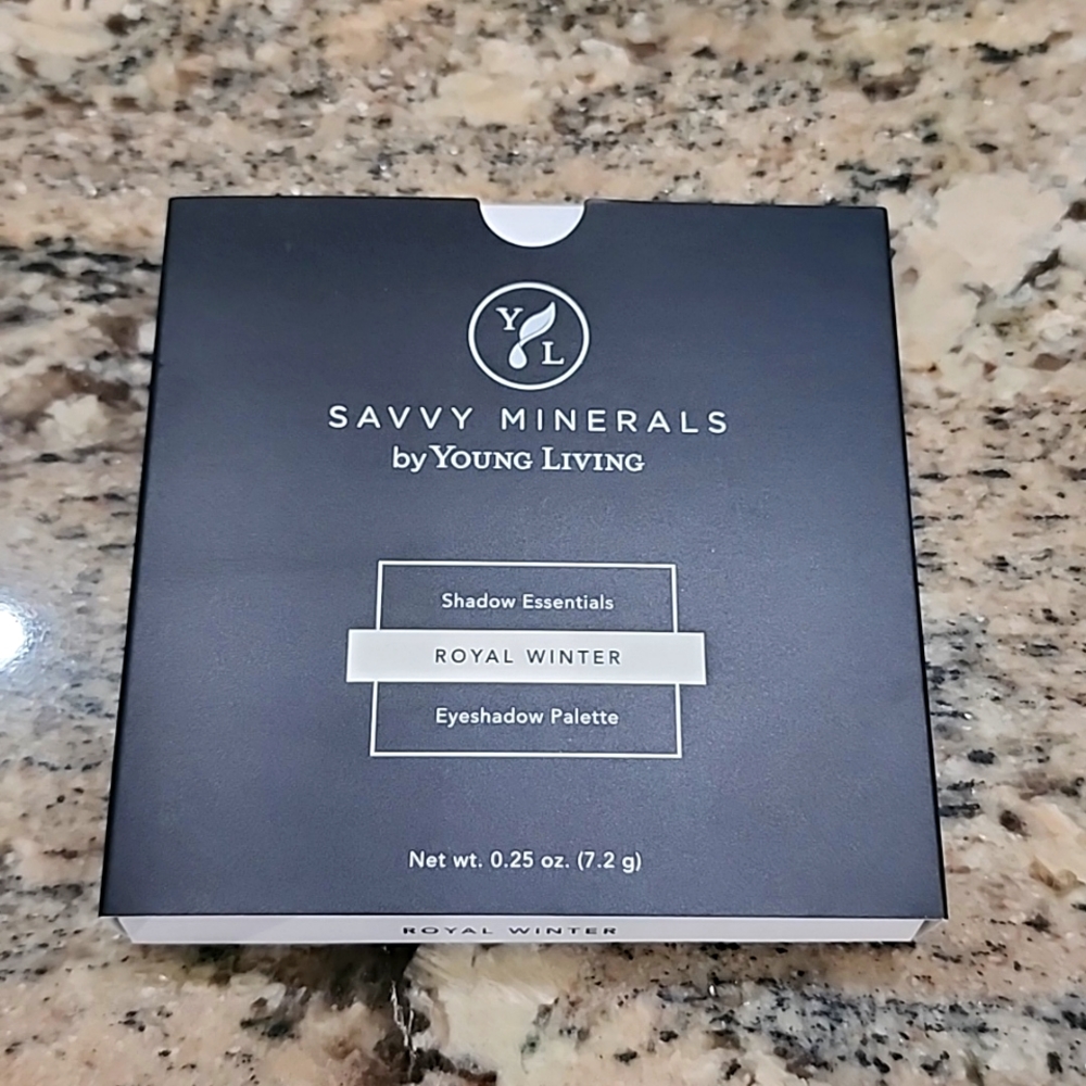 Savvy Minerals Royal Winter Eye Shadow Palette